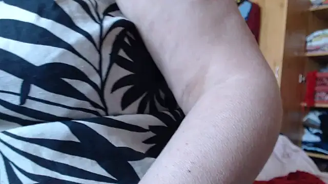 Dorina XXX чат на живо