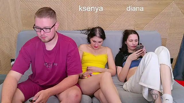 Ksenny 라이브 XXX 채팅