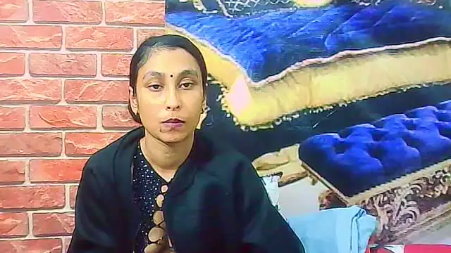 IndianSexyButt's Live XXX Chat