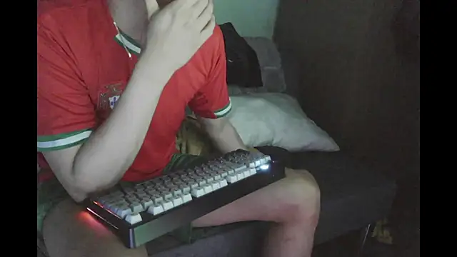 boyhigh1997 Show Webcam