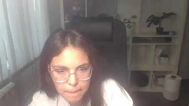Anda_here's Live XXX Chat