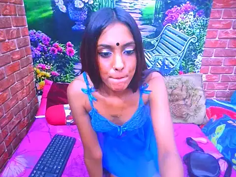 IndianPretty14u2Luv Chat XXX in diretta