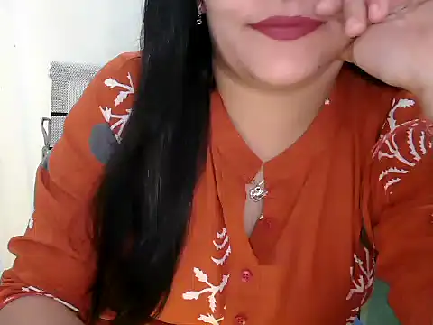 _chitranshi's Live XXX Chat