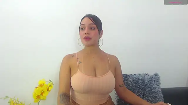 RenataBrown Live XXX-Chat