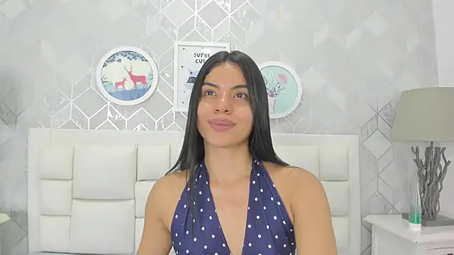 naia_cox 现场XXX聊天