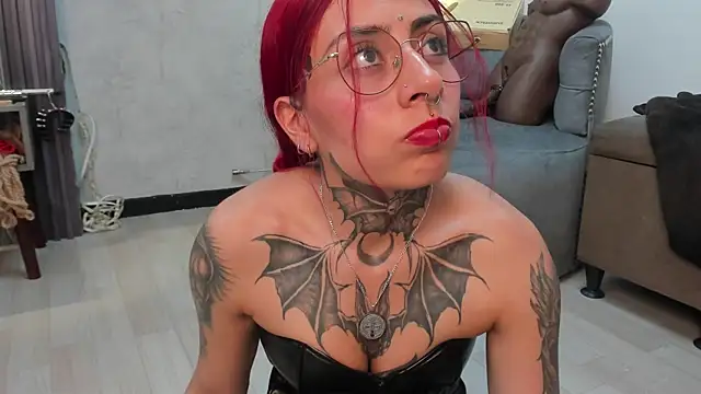 Czat XXX na żywo – selene_red_