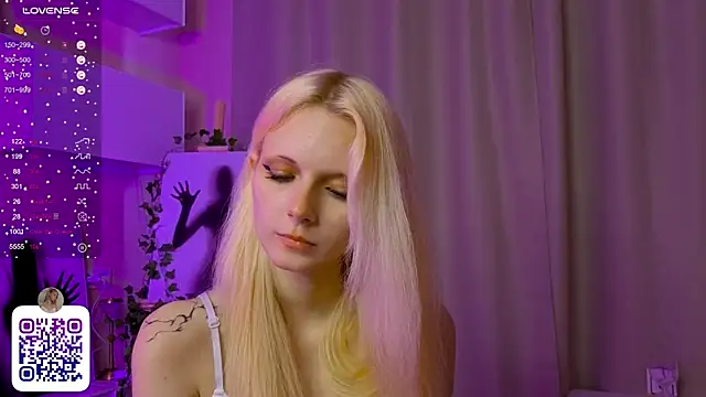 Chatroom XXX en direct de JuanaSumma