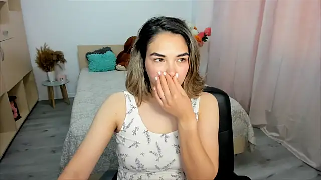 AlexaJuly live XXX chat