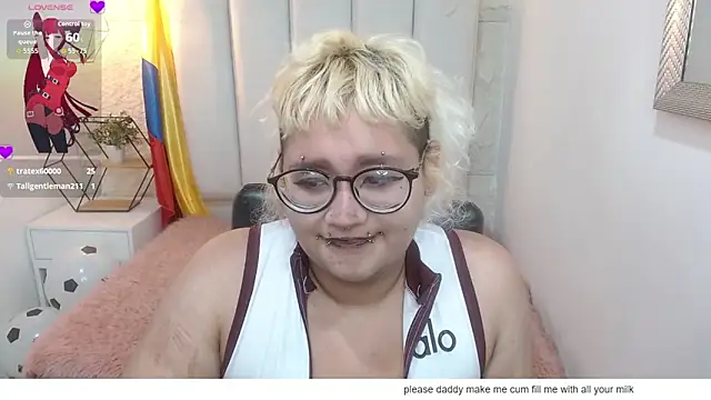 Echypyon_'s Live XXX Chat
