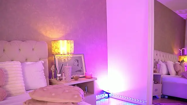 OhhAisha's Live XXX Chat
