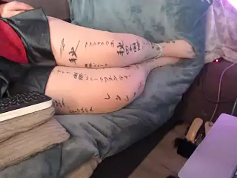 GoddessMonicaAngels' Live XXX Chat