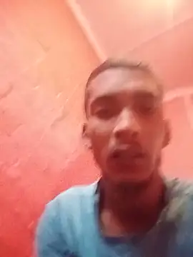 NaughtyGuy0071 – webcam-show