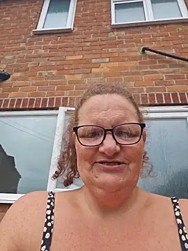 MissQueenBeex live XXX chat