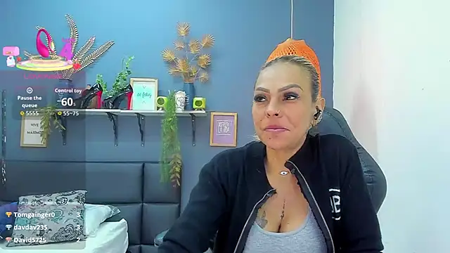 yessila_parker: απευθείας συνομιλία ΧΧΧ