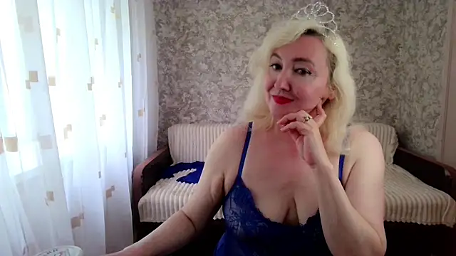 LadyKrissn Live XXX chat