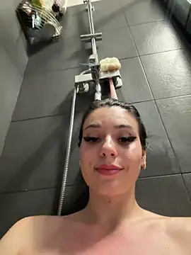 RedAssHottien Live XXX chat