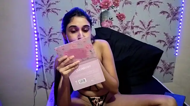 Amber_Rose06 Adlı Modelin Canlı XXX Sohbeti