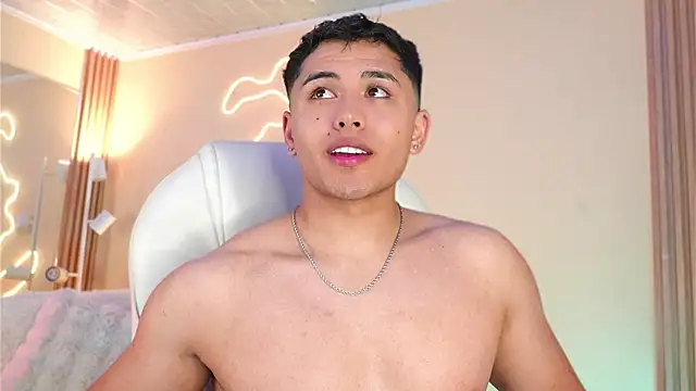 MatiasKornn Live XXX chat