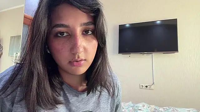 Živý XXX chat PaintedDisplay