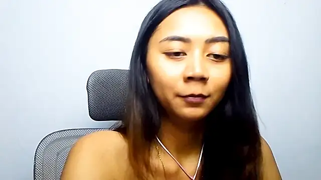 KristieOrtmann Adlı Modelin Canlı XXX Sohbeti