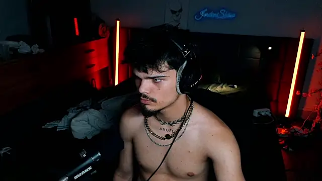 JordanShow Live XXX Chat