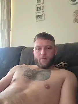 yandy_p90 Chat XXX live