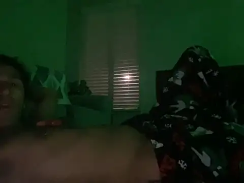 LargeDominoes webcam show