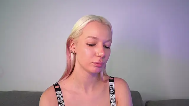 RanyThomson's Live XXX Chat