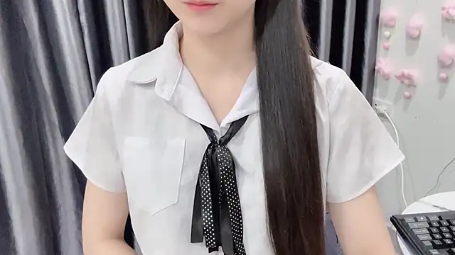 KaleAnisa Chat XXX in diretta