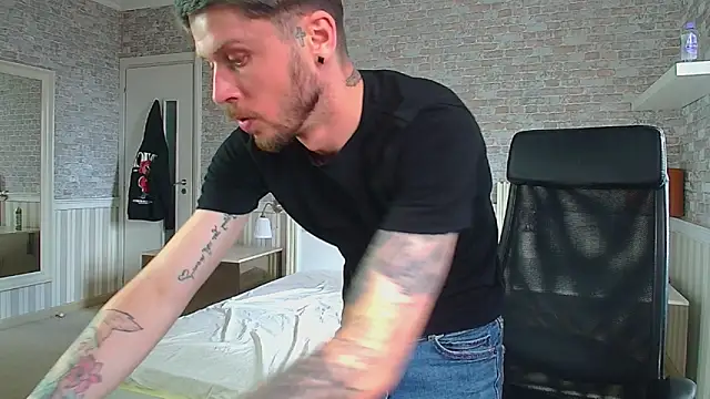 Živý XXX chat JonahShaw