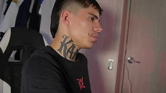 Angel_Luna0's Live XXX Chat