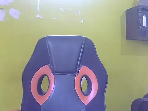 Chat XXX en directo de Stubborndesiboy
