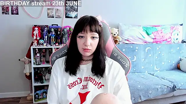 XXX chat uživo modela MollysLand