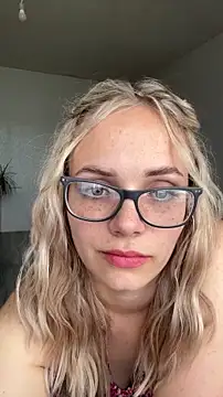 Juuicen Live XXX chat