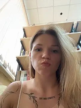 StreetSquirt's Live XXX Chat