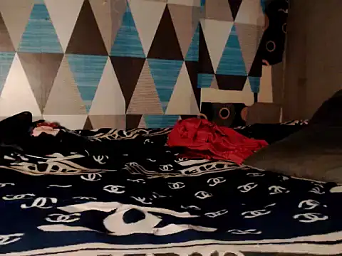 Trish_CurveCock Obrolan Langsung XXX