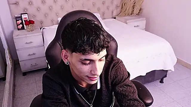 JhoanLeandro's Live XXX Chat