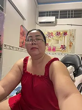 Chat +18 de Alinat_ ao vivo
