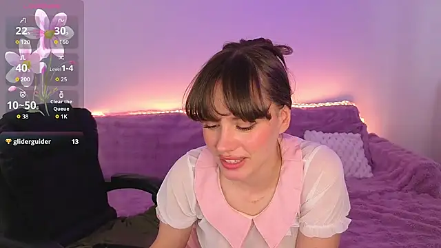 צ'אט XXX בשידור חי של Emillias