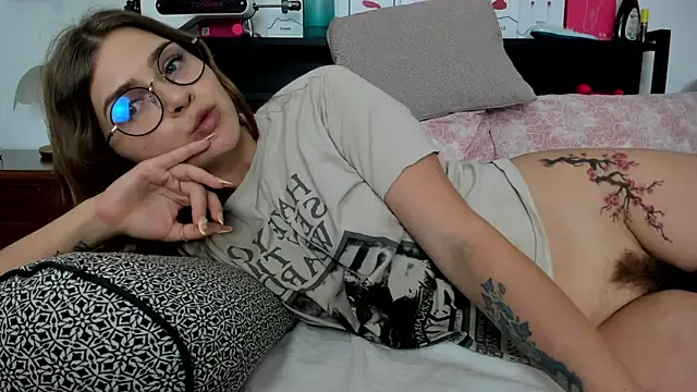 SweetSinme's Live XXX Chat