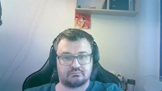 SirAbuser élő XXX-chatje