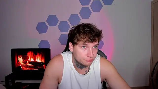 Chris_Tyson's Live XXX Chat
