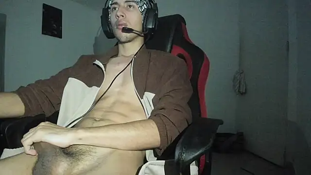 Chat XXX en directo de MAPLOZOX04
