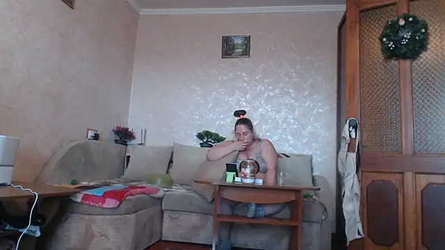 Amy_August লাইভ XXX চ্যাট
