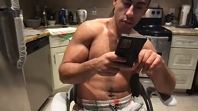 BigGuyMuscle 现场XXX聊天