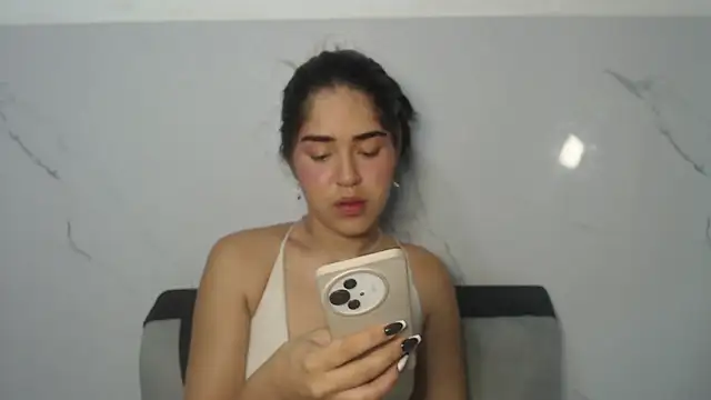 melodyphillips_2_ élő XXX-chatje