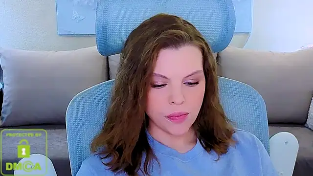 Glossier Live XXX-Chat