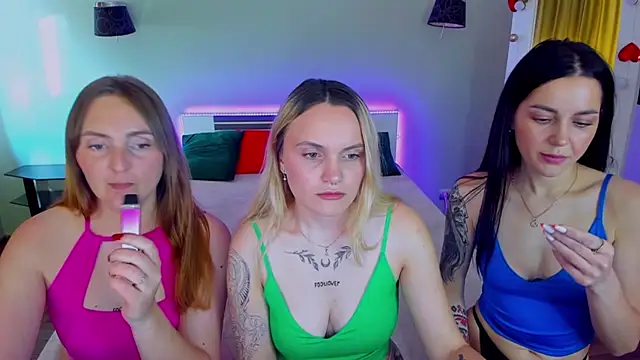 Онлайн чат XXX MagicEyess