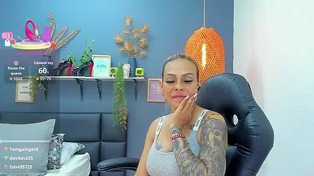 yessila_parker Adlı Modelin Canlı XXX Sohbeti