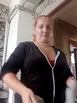 Red-HairedBeast – Naživo XXX chat